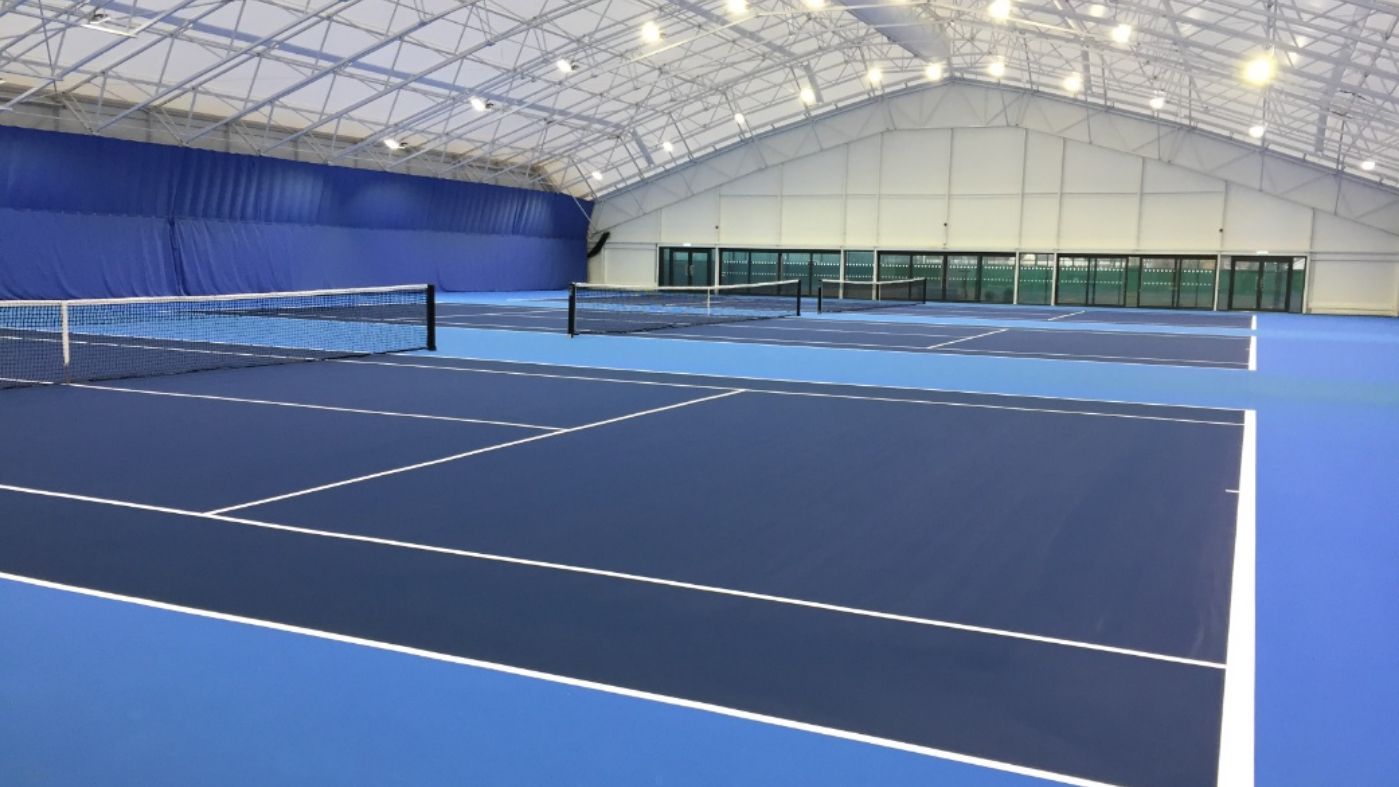 ملاعب التنس